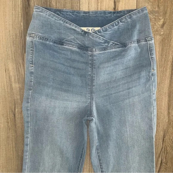 We the Free Venice Beach Flare Jeans Crossover High Rise 29 Boho Retro Wideleg - Picture 4 of 14